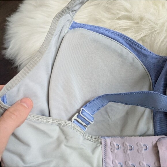 Lululemon Ta Ta Tamer II Silver Spoon & Lullaby Blue Purple 34DD - Picture 7 of 8